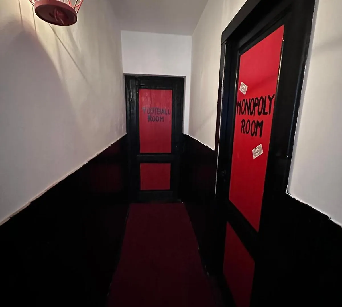 Central Fancy Apartment Бухарест